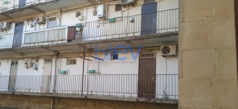 Satış 2 otaqlı Köhnə Tikili bina evi  41m², Bakı