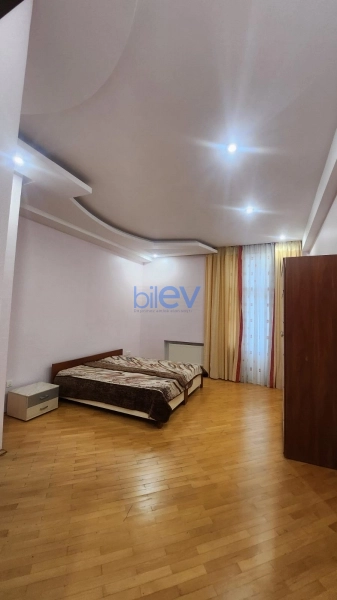 Aylıq Kirayə 5 otaqlı Yeni Tikili bina evi  222m², Bakı