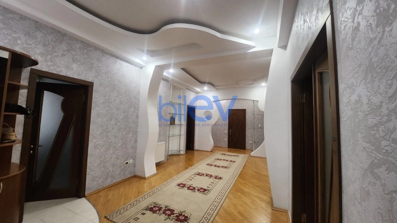 Aylıq Kirayə 5 otaqlı Yeni Tikili bina evi  222m², Bakı
