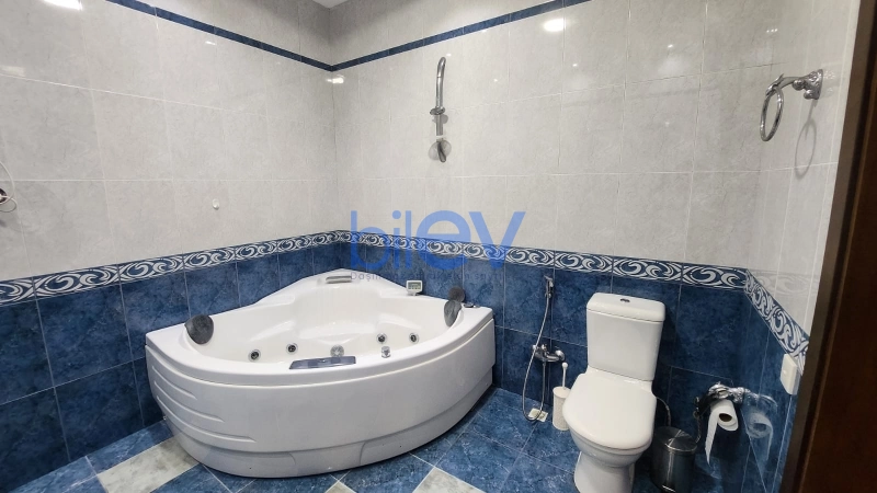 Aylıq Kirayə 5 otaqlı Yeni Tikili bina evi  222m², Bakı