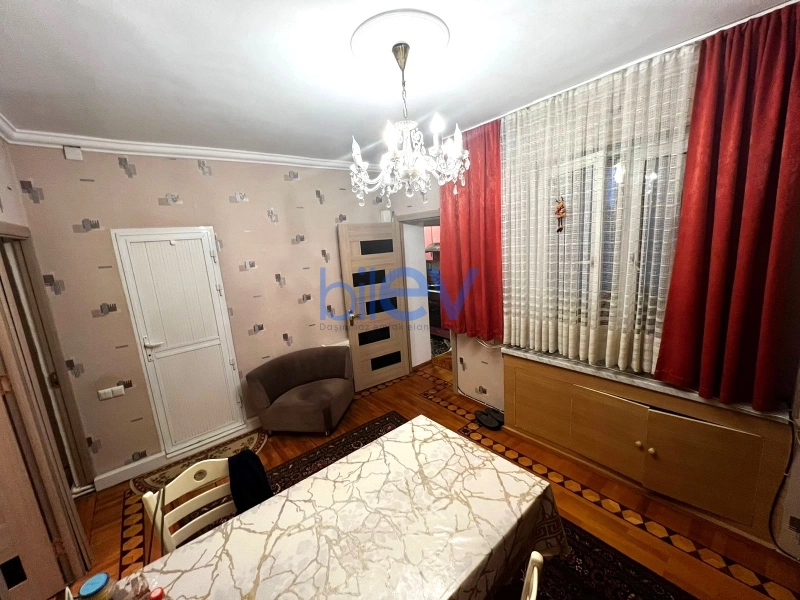 Satış 3 otaqlı Köhnə Tikili  100m², Bakı