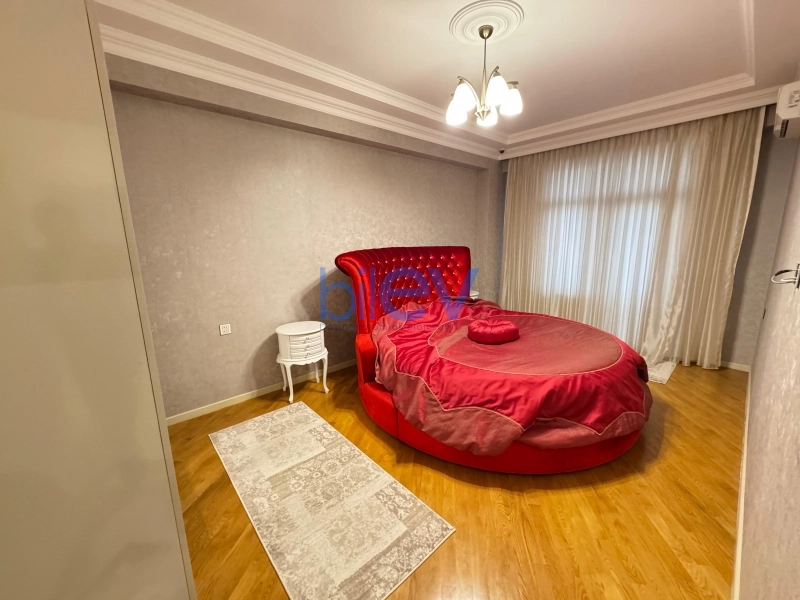 Aylıq Kirayə 2 otaqlı Yeni Tikili bina evi  110m², Bakı