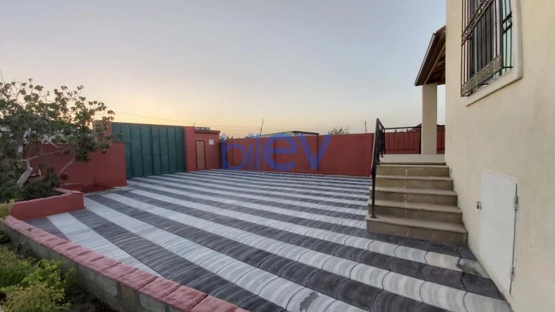 Günlük Kirayə 4 otaqlı Bağ evi  1200m², Sumqayıt