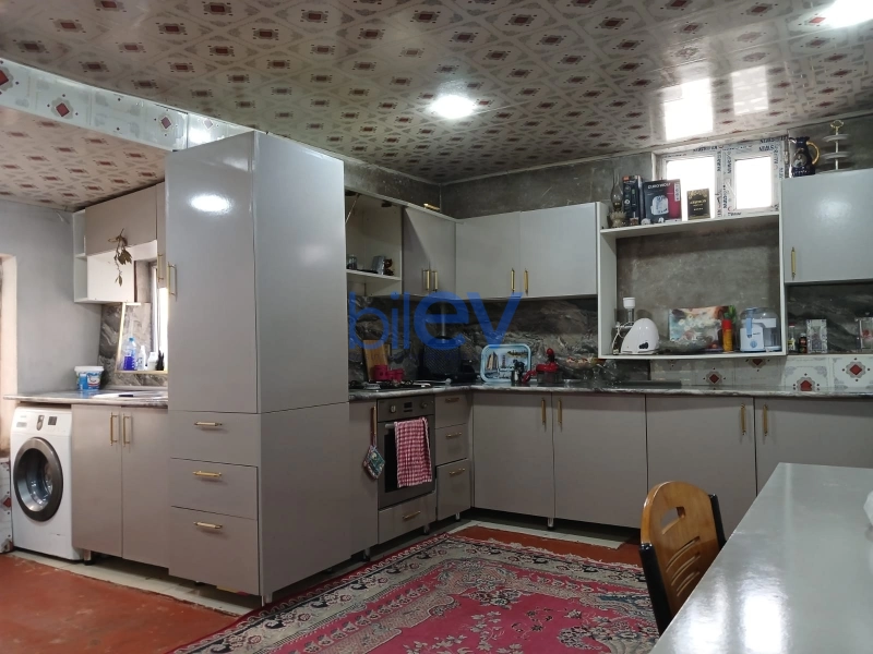 Satış 3 otaqlı Həyət evi  200m², Bakı