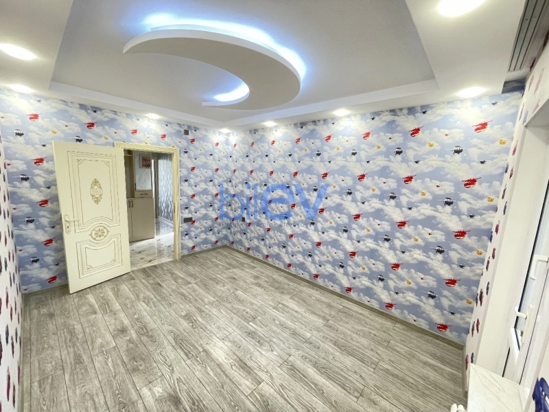 Satış 4 otaqlı Köhnə Tikili bina evi  110m², Bakı