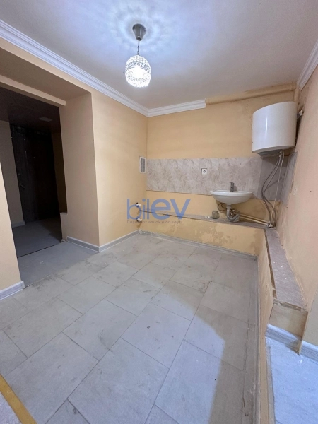 Satış 6 otaqlı Köhnə Tikili bina evi  155m², Bakı