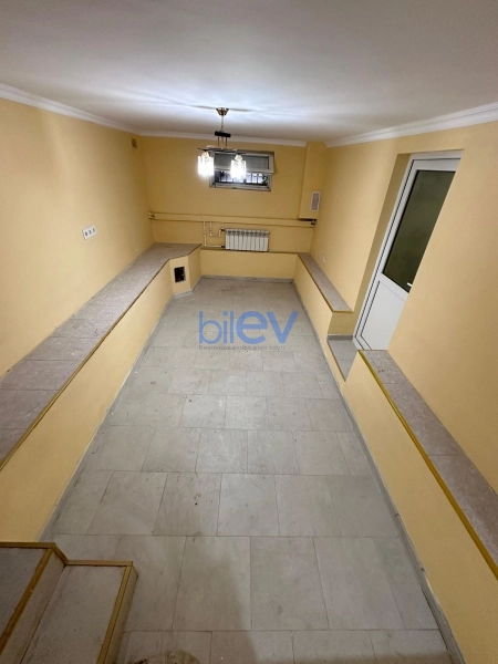 Satış 6 otaqlı Köhnə Tikili bina evi  155m², Bakı