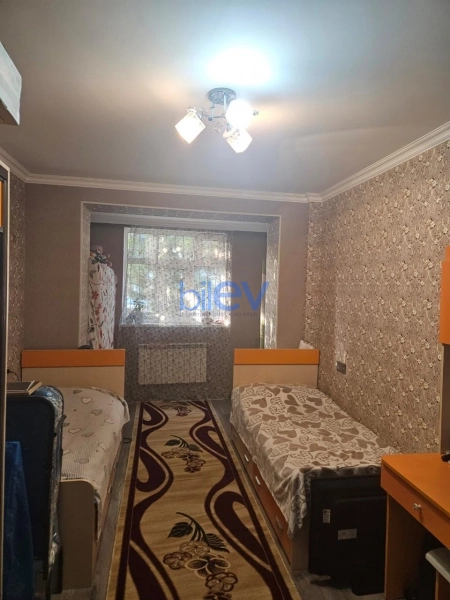 Satış 6 otaqlı Köhnə Tikili bina evi  155m², Bakı