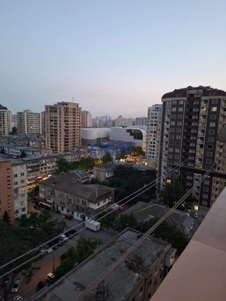 Aylıq Kirayə 3 otaqlı Yeni Tikili bina evi  115m², Bakı