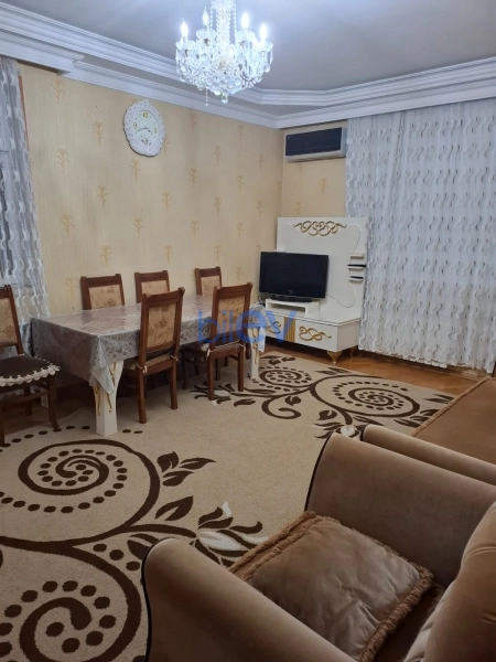 Aylıq Kirayə 3 otaqlı Yeni Tikili bina evi  115m², Bakı