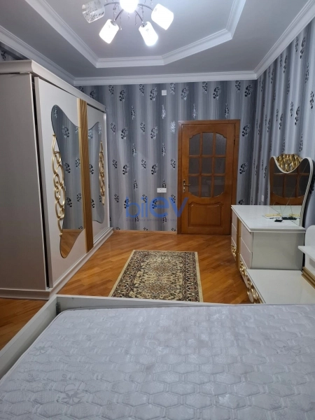 Aylıq Kirayə 3 otaqlı Yeni Tikili bina evi  115m², Bakı