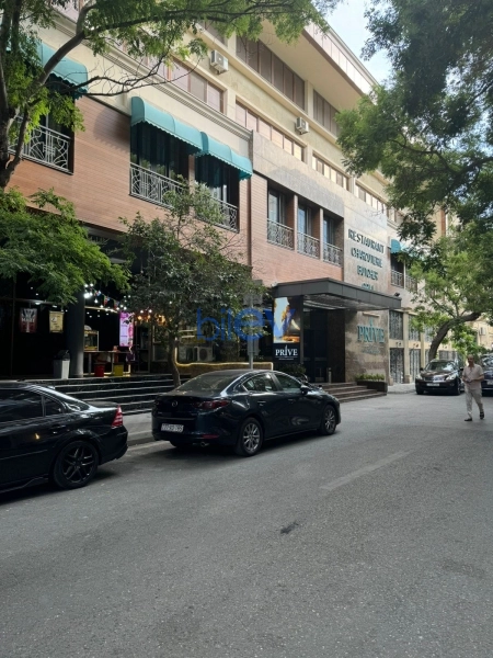 Satış 1 otaqlı Obyekt  42m², Bakı
