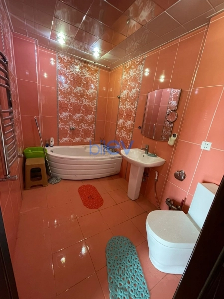 Aylıq Kirayə 2 otaqlı Yeni Tikili bina evi  95m², Bakı