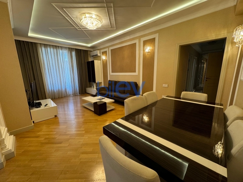 Aylıq Kirayə 3 otaqlı Yeni Tikili bina evi  95m², Bakı