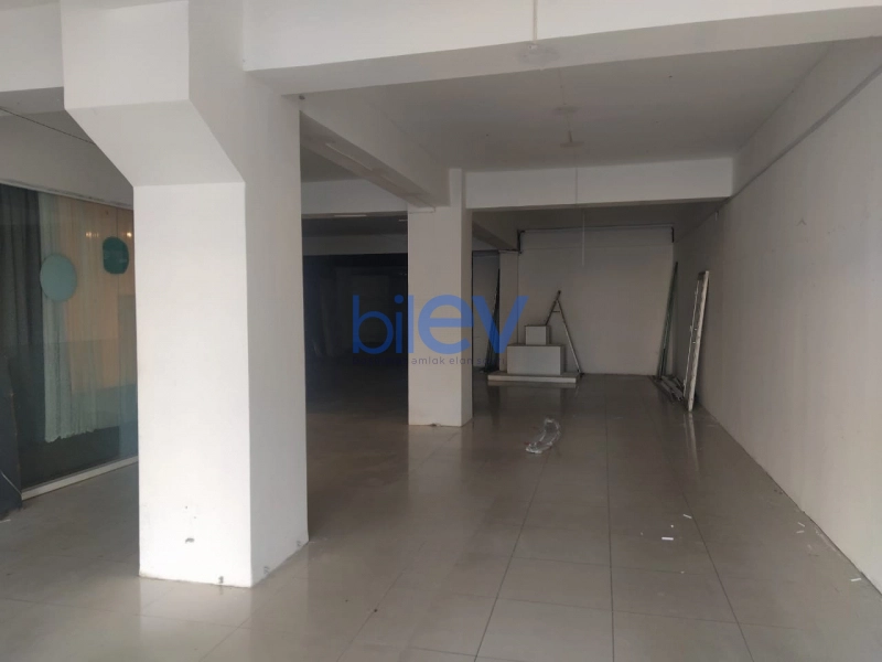 Aylıq Kirayə 3 otaqlı Obyekt  580m², Bakı