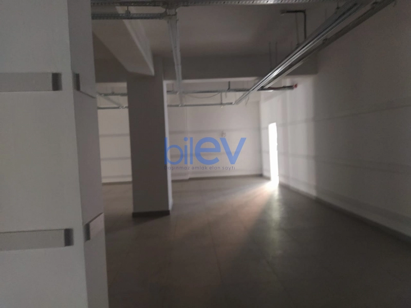 Aylıq Kirayə 3 otaqlı Obyekt  580m², Bakı