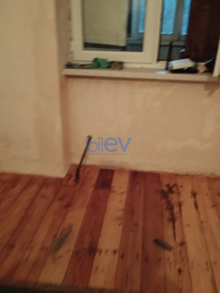 Satış 3 otaqlı Köhnə Tikili bina evi  70m², Samux