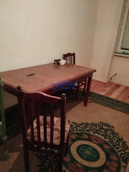 Satış 3 otaqlı Köhnə Tikili bina evi  70m², Samux