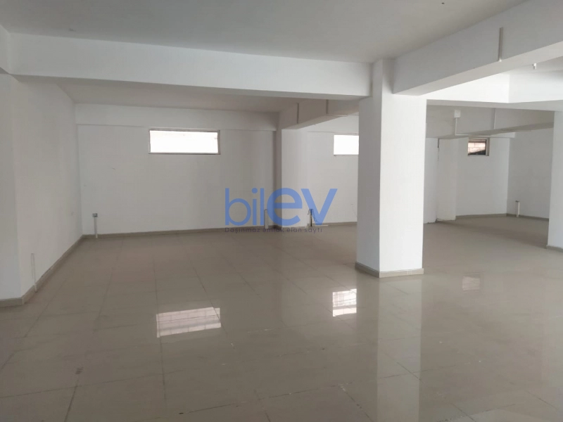 Aylıq Kirayə 4 otaqlı Obyekt  1800m², Bakı