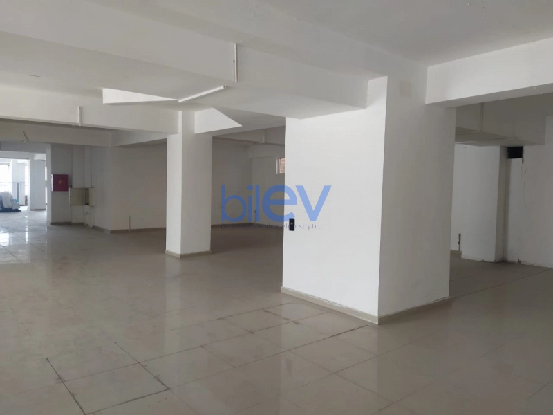 Aylıq Kirayə 4 otaqlı Obyekt  1800m², Bakı