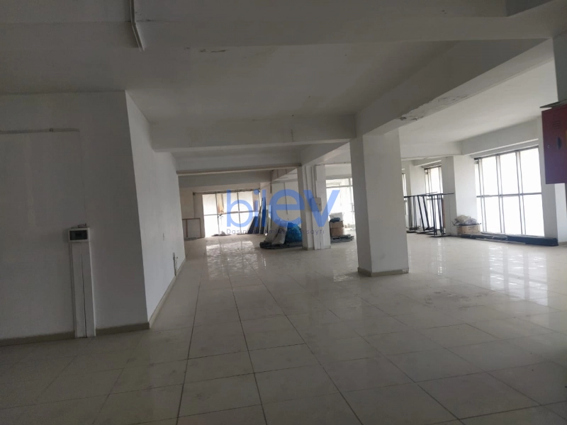 Aylıq Kirayə 4 otaqlı Obyekt  1800m², Bakı