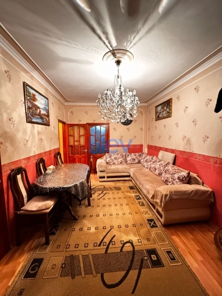 Satış 3 otaqlı Köhnə Tikili  58m², Bakı