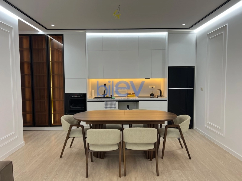 Aylıq Kirayə 3 otaqlı Yeni Tikili bina evi  106m², Bakı