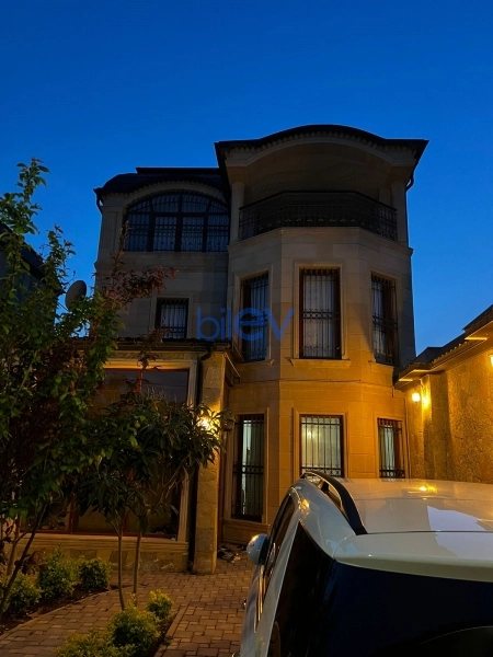 Satış 5 otaqlı Həyət evi  250m², Bakı