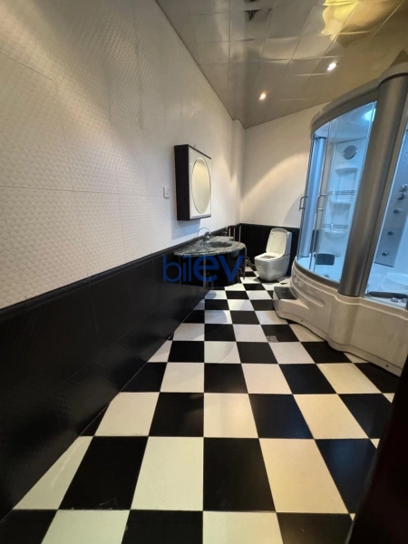 Aylıq Kirayə 4 otaqlı Yeni Tikili bina evi  150m², Bakı