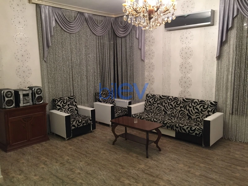 Satış 5 otaqlı Bağ evi  250m², Bakı