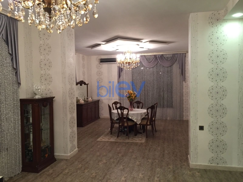 Satış 5 otaqlı Bağ evi  250m², Bakı
