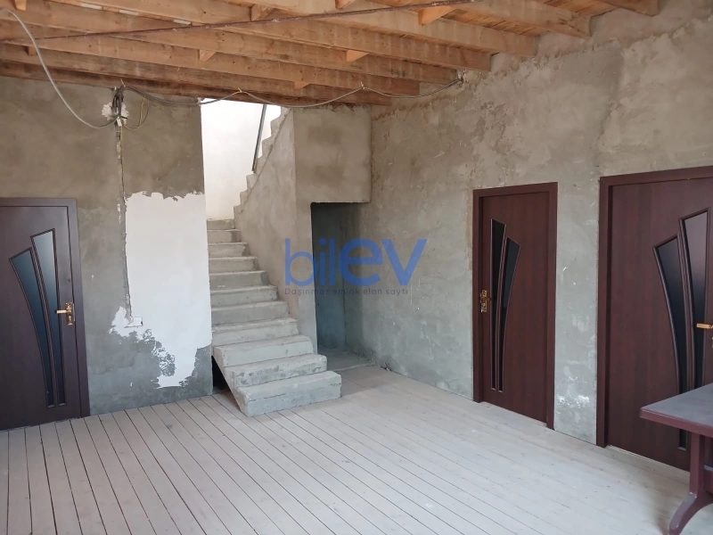 Satış 5 otaqlı Həyət evi  200m², Bakı