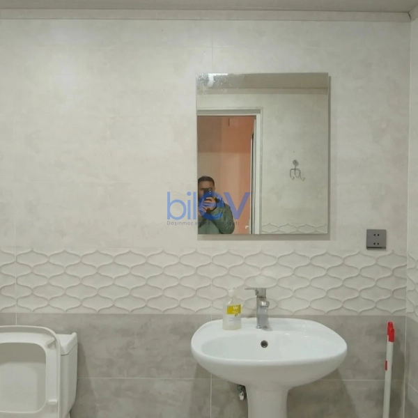 Aylıq Kirayə 2 otaqlı Köhnə Tikili bina evi  50m², Xırdalan