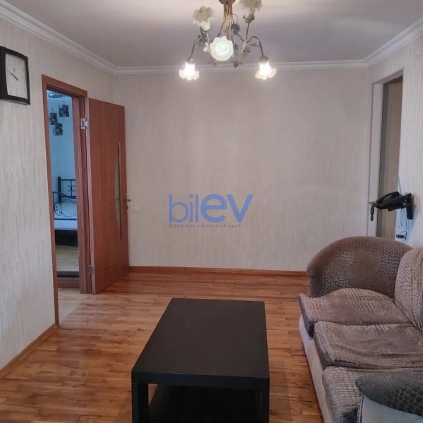 Aylıq Kirayə 2 otaqlı Köhnə Tikili bina evi  50m², Xırdalan