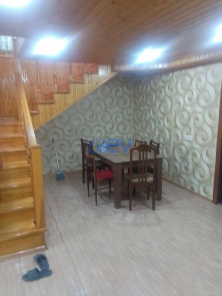Aylıq Kirayə 3 otaqlı Həyət evi  100m², Bakı