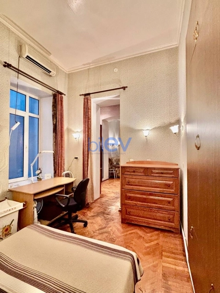Aylıq Kirayə 2 otaqlı Köhnə Tikili bina evi  30m², Bakı