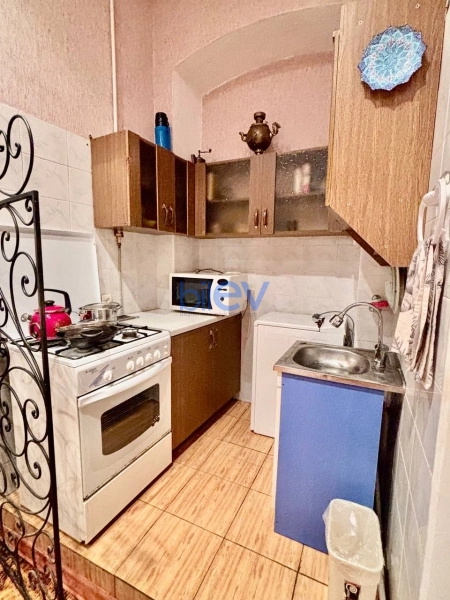 Aylıq Kirayə 2 otaqlı Köhnə Tikili bina evi  30m², Bakı