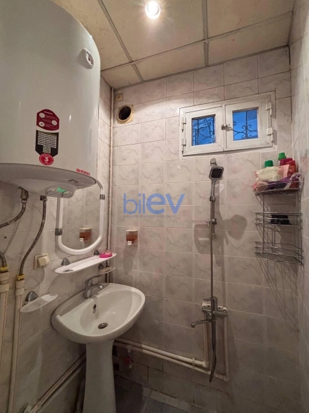 Aylıq Kirayə 2 otaqlı Köhnə Tikili bina evi  30m², Bakı