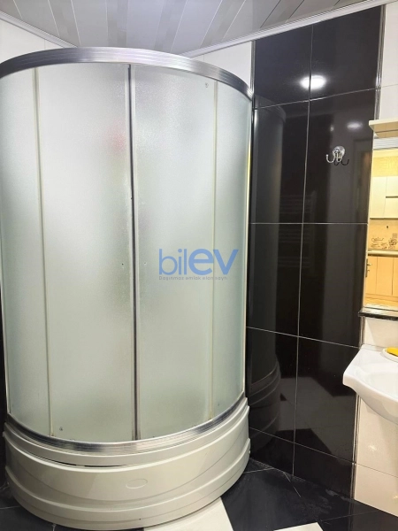 Aylıq Kirayə 2 otaqlı Yeni Tikili bina evi  75m², Bakı