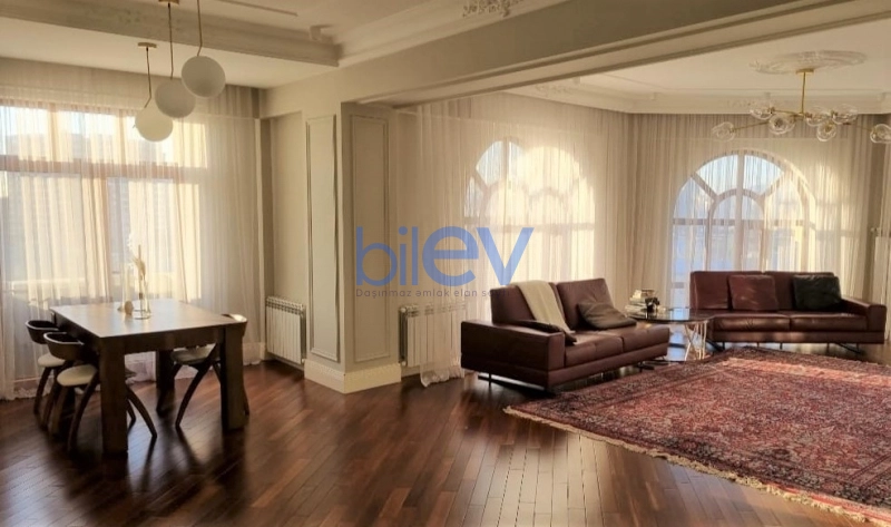 Aylıq Kirayə 4 otaqlı Yeni Tikili bina evi  195m², Bakı