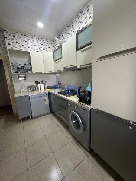 Aylıq Kirayə 2 otaqlı Yeni Tikili bina evi  76m², Bakı