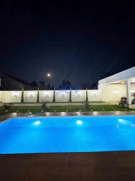 Satış 5 otaqlı Bağ evi  200m², Bakı