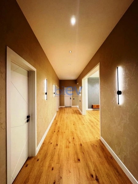 Satış 5 otaqlı Bağ evi  200m², Bakı