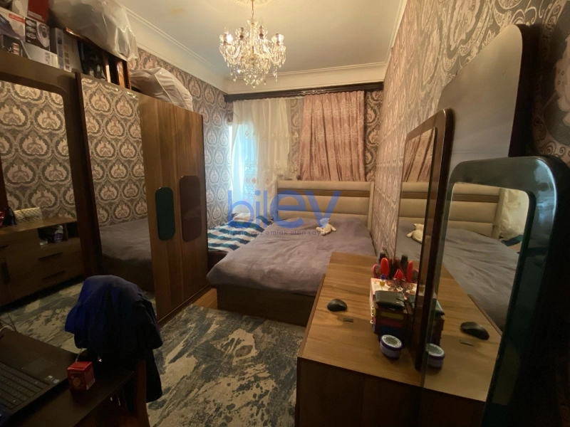 Satış 3 otaqlı Köhnə Tikili bina evi  55m², Bakı