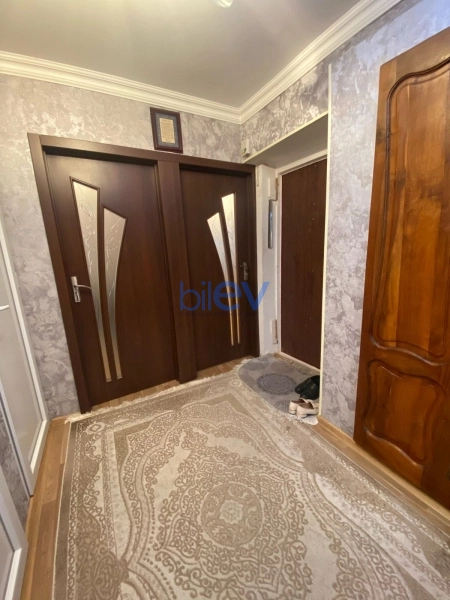 Satış 3 otaqlı Köhnə Tikili bina evi  55m², Bakı