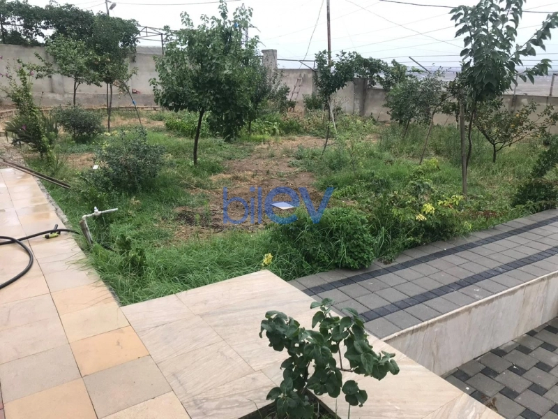 Satış 5 otaqlı Həyət evi  330m², Bakı