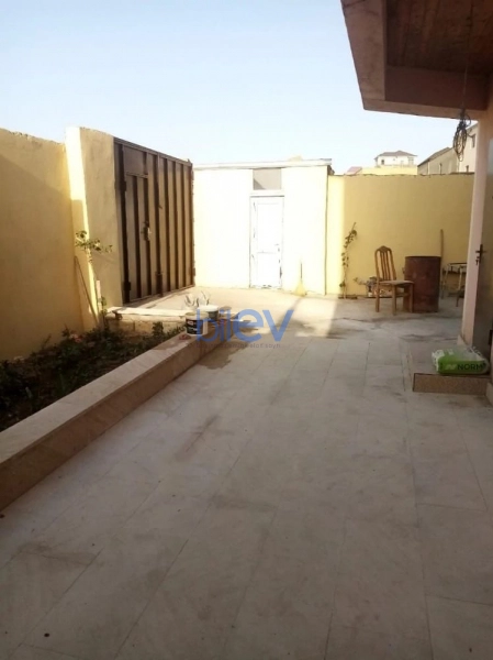 Satış 7 otaqlı Həyət evi  180m², Bakı