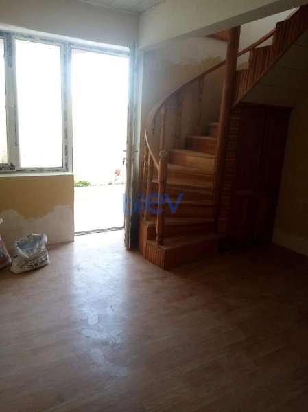 Satış 7 otaqlı Həyət evi  180m², Bakı