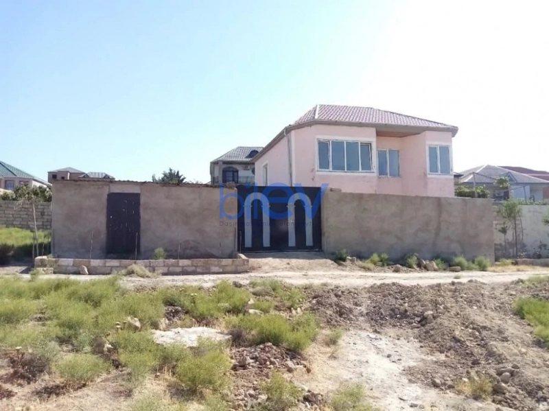 Satış 7 otaqlı Həyət evi  180m², Bakı