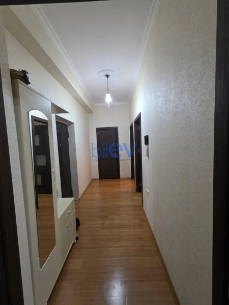 Aylıq Kirayə 2 otaqlı Yeni Tikili bina evi  70m², Bakı
